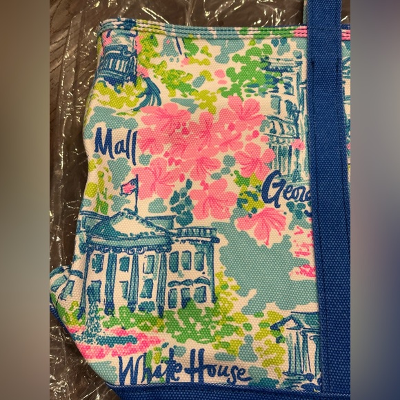 Women’s Lilly Pulitzer Mercato Canvas Cotton Tote Bag - Multi Lilly Loves DC - Picture 5 of 9